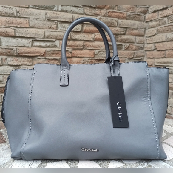 Calvin Klein Chrissy Tote. Genuine with tags. Unused - Picture 2 of 8